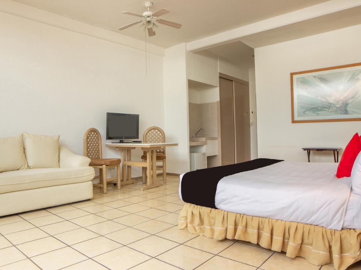 Capital O Hotel Villa Monini Пуебла Екстериор снимка