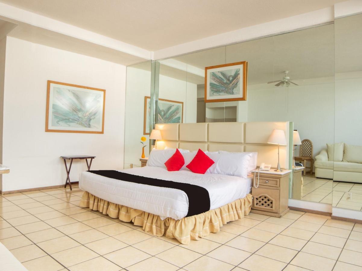 Capital O Hotel Villa Monini Пуебла Екстериор снимка