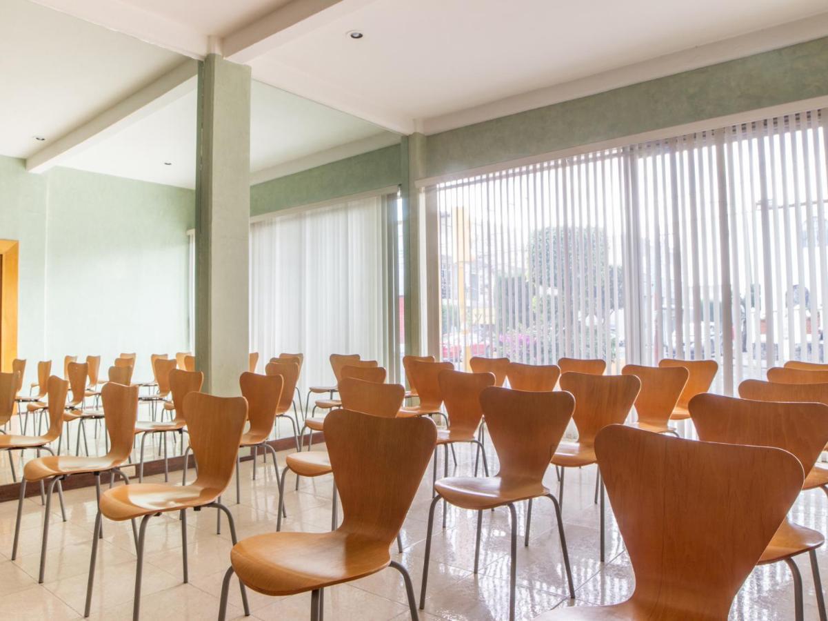 Capital O Hotel Villa Monini Пуебла Екстериор снимка