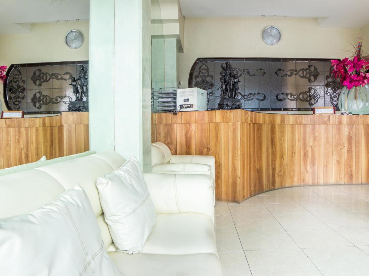 Capital O Hotel Villa Monini Пуебла Екстериор снимка