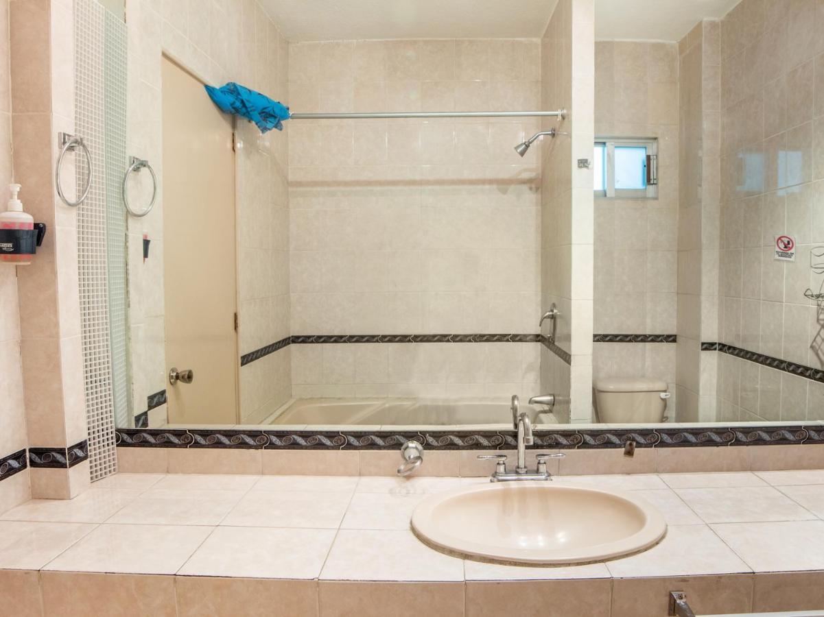 Capital O Hotel Villa Monini Пуебла Екстериор снимка