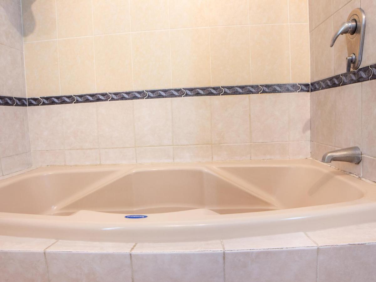 Capital O Hotel Villa Monini Пуебла Екстериор снимка